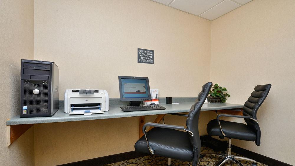 Holiday Inn Express Great Barrington By Ihg Dış mekan fotoğraf
