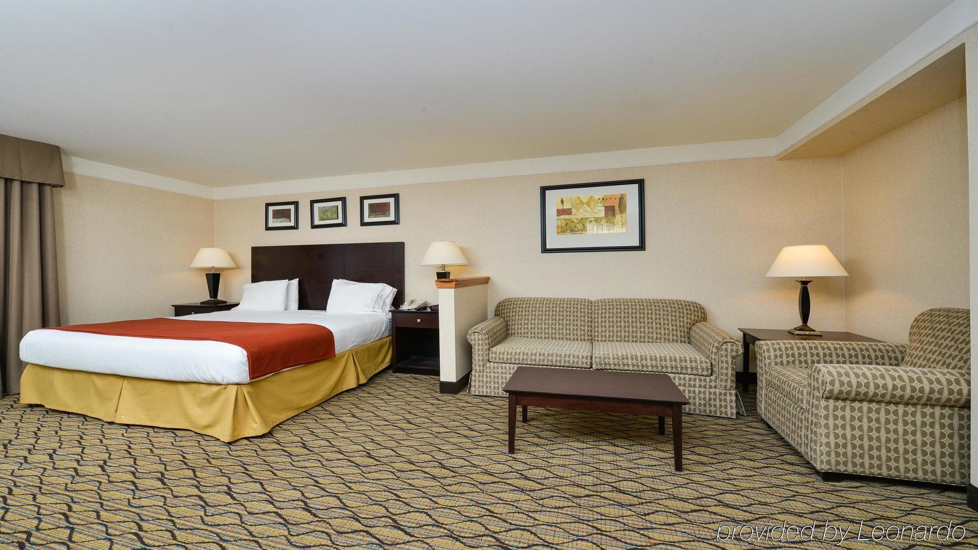 Holiday Inn Express Great Barrington By Ihg Dış mekan fotoğraf