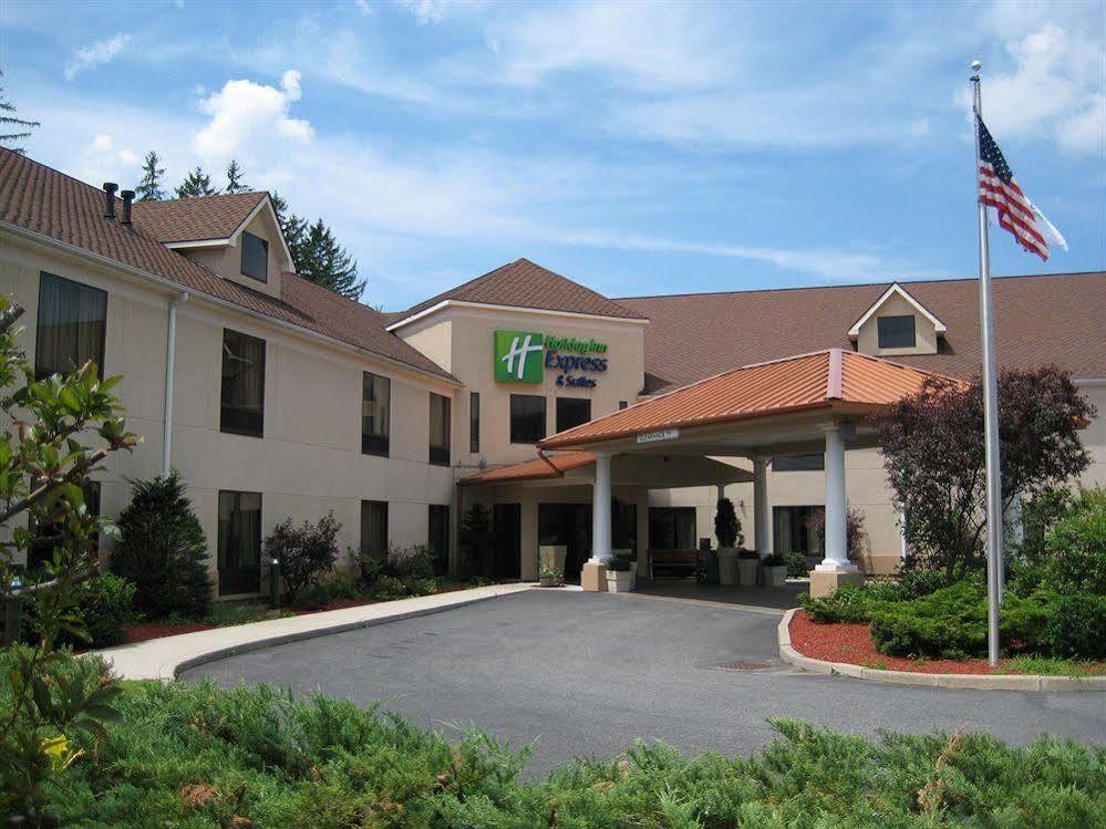 Holiday Inn Express Great Barrington By Ihg Dış mekan fotoğraf