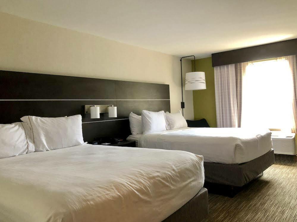 Holiday Inn Express Great Barrington By Ihg Dış mekan fotoğraf